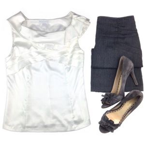 White/Ivory Dressy Sleeveless Blouse -M- New York & Company